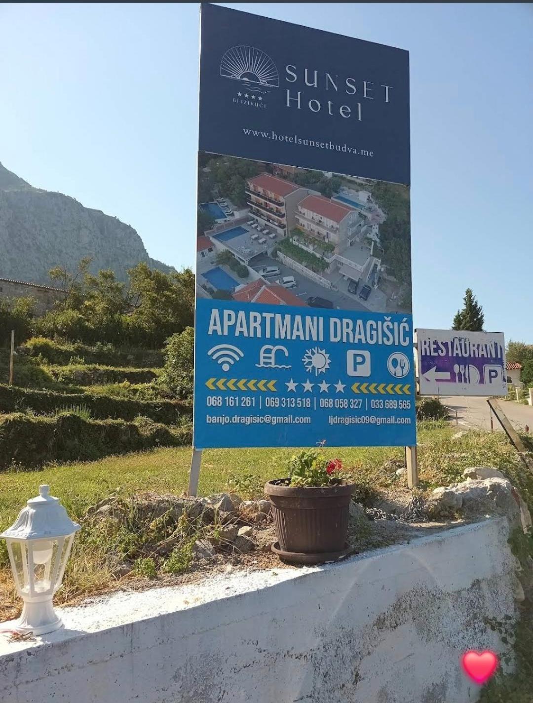Apartments Dragisic Sveti Stefan Buitenkant foto
